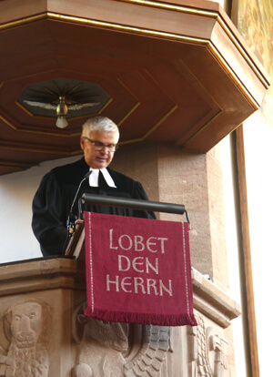a Altlandesbischof Dr. Johannes Friedrich in Merkendorf