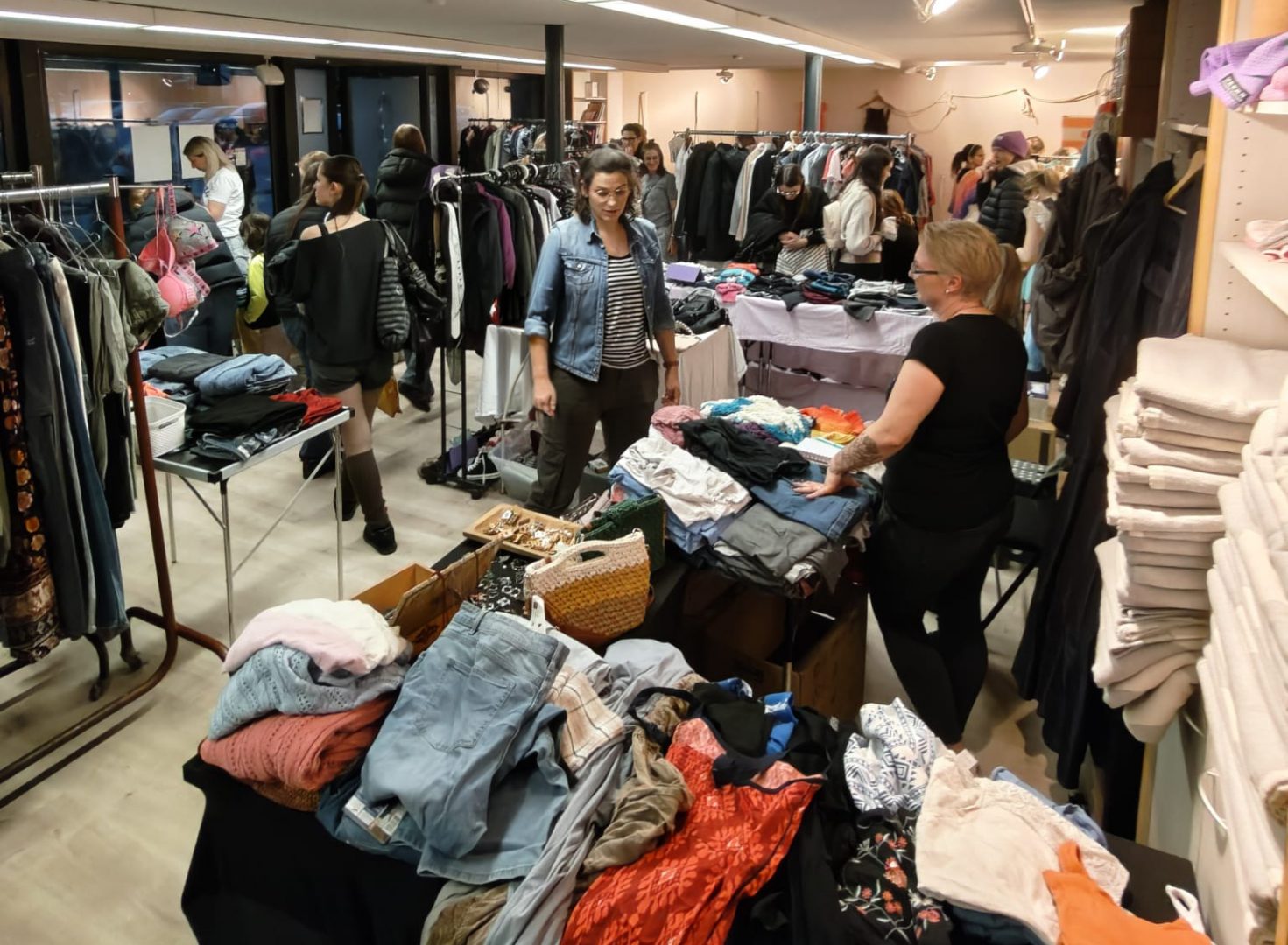 Viele Second hand sachen