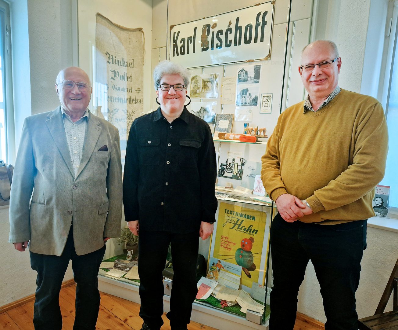 Von links nach rechts: Vorsitzender Dr. Hermann Vorländer, Museumsleiter Frank Landshuter und Martin Vollet.